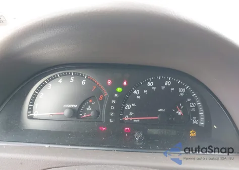 2002 Toyota Camry Xle z USA, uszkodzony, nr VIN 4T1BE32K92U030454